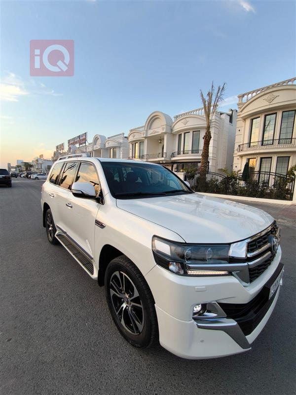 Toyota for sale in Iraq